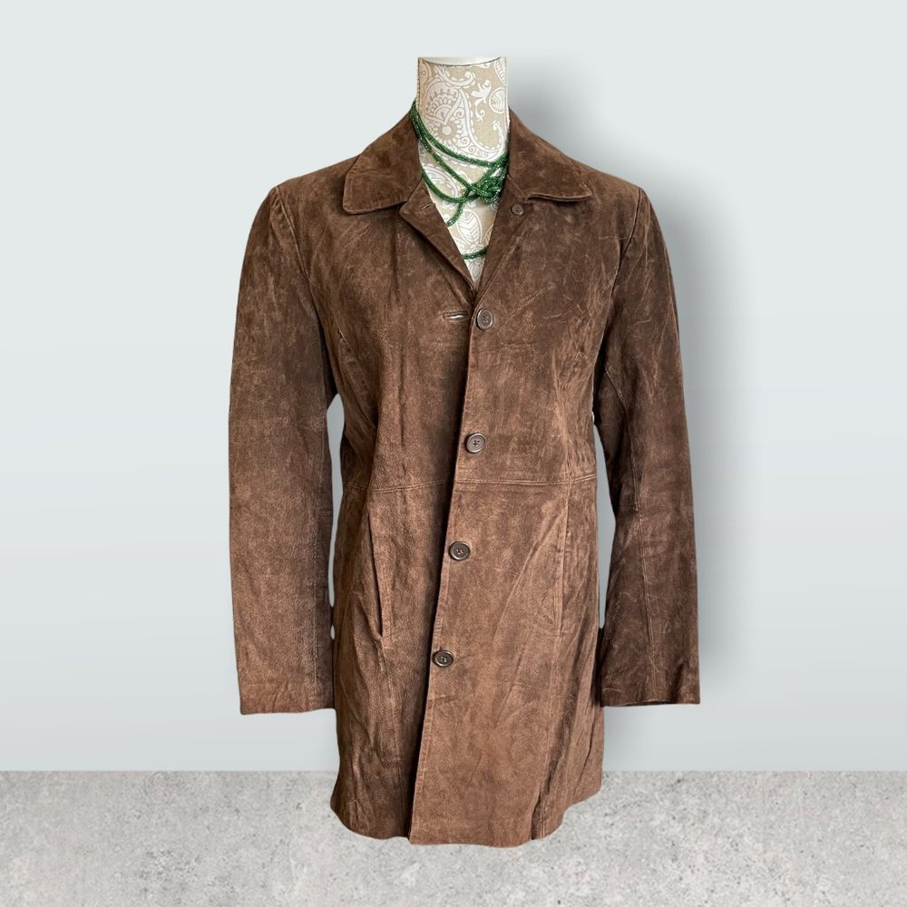Women’s Relativity Deep brown suede long jacket size medium.